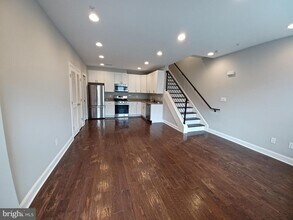 1018 13th St SE in Washington, DC - Building Photo - Building Photo