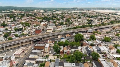 15 W 9th St in Bayonne, NJ - Building Photo - Building Photo