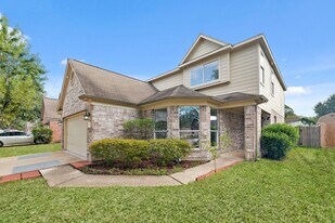 20410 Fall Foliage Dr in Humble, TX - Building Photo