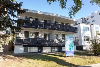 River Valley View Apartments 2 in Edmonton, AB - Building Photo - Building Photo