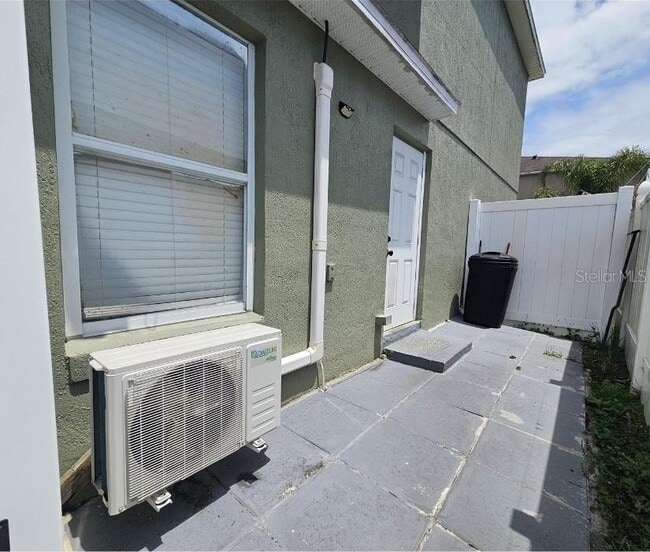 12003 Prairie Meadows Dr in Orlando, FL - Building Photo - Building Photo
