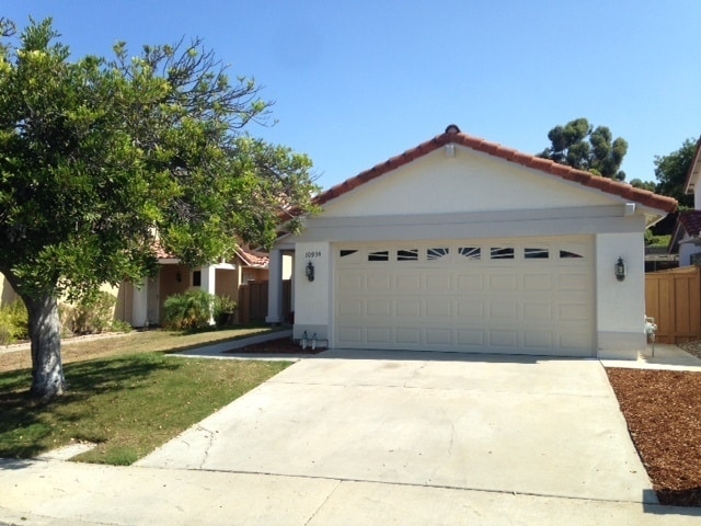 10934 Shy Bird Ln in San Diego, CA - Building Photo - Building Photo