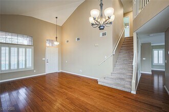10204 Waseca Ave in Las Vegas, NV - Building Photo - Building Photo