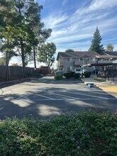 Spacious 1 and 2 Bedrooms, Gated, Pool & READY TO GO! in Sacramento, CA - Building Photo - Building Photo