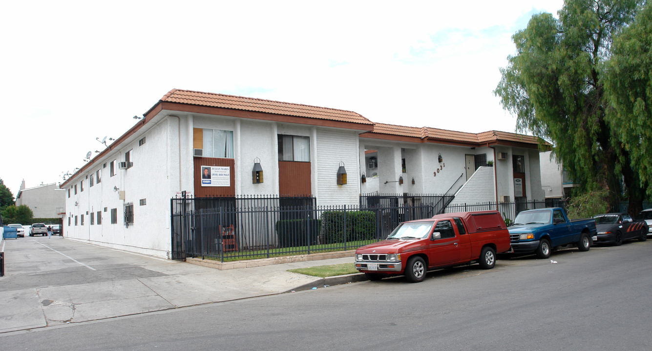 Garden Apartments in Panorama City, CA - Building Photo