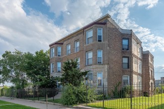 4622 S Indiana Ave in Chicago, IL - Building Photo - Building Photo