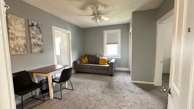317 Lafayette St in Washington, MO - Building Photo - Building Photo