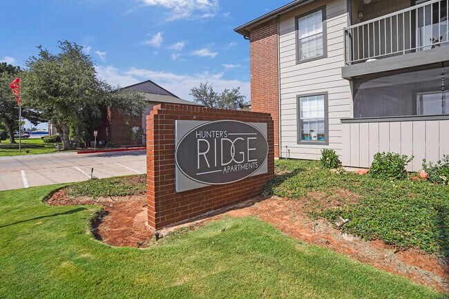 Hunters Ridge in Oklahoma City, OK - Foto de edificio - Building Photo