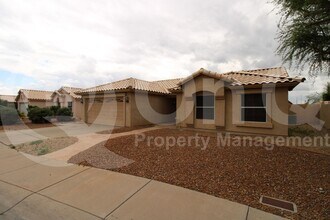 20014 N 3rd Ave in Phoenix, AZ - Foto de edificio - Building Photo