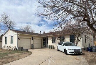 14409 E Montana Cir in Aurora, CO - Building Photo - Building Photo
