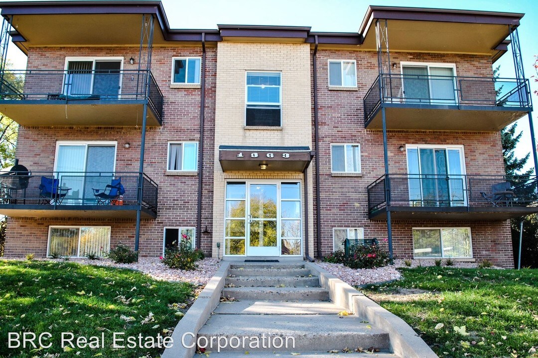 1363 Pierce St in Lakewood, CO - Building Photo