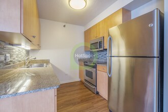 424 W Grand Ave in Chicago, IL - Building Photo - Building Photo