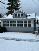 18712 Brady in Redford Township, MI - Building Photo