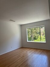34 Alta Vista Way in Daly City, CA - Building Photo - Building Photo