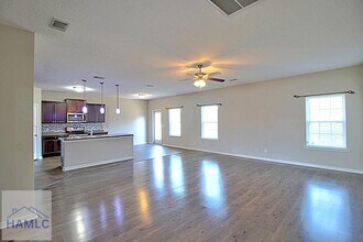 1301 Windrow Dr in Hinesville, GA - Building Photo - Building Photo