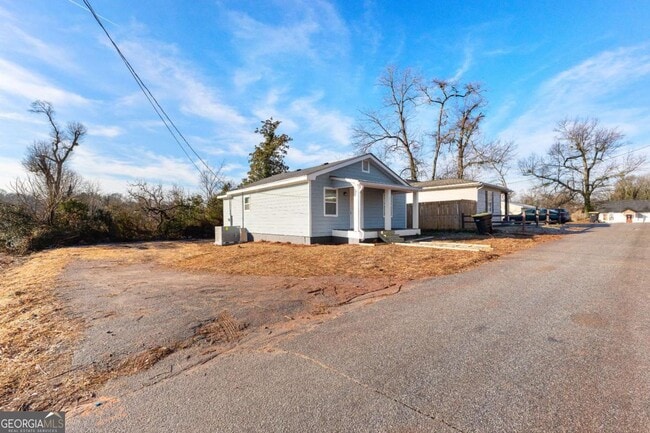 7 Smith St in Newnan, GA - Building Photo - Building Photo