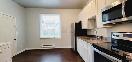 619 S Trafton St-Unit -Unit A in Tacoma, WA - Building Photo - Building Photo