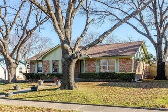 2608 Meandering Way in Plano, TX - Building Photo - Building Photo