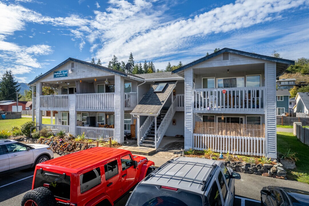 Washington South Apartments in Eatonville, WA - Foto de edificio