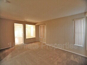 8865 N 66th Dr in Glendale, AZ - Building Photo - Building Photo