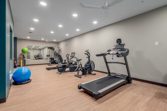 Garrett Square Senior Apartments in Cleveland, OH - Building Photo - Interior Photo