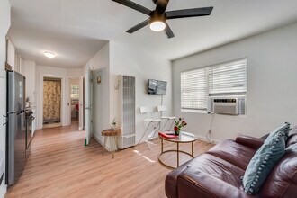 709 N Pecan St, Unit Unit C in Arlington, TX - Building Photo - Building Photo