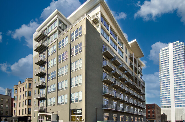 property at 770 W Gladys Ave