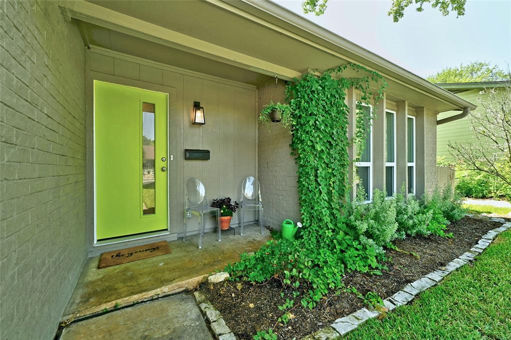 2301 Village Cir in Austin, TX - Building Photo