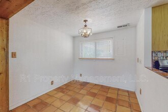 2413 Gretta St NE in Albuquerque, NM - Building Photo - Building Photo