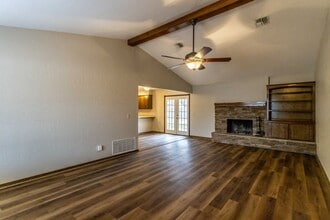 1324 Steiner Rd in Weatherford, OK - Building Photo - Building Photo