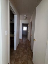 6534 N 71st Ave in Glendale, AZ - Foto de edificio - Building Photo