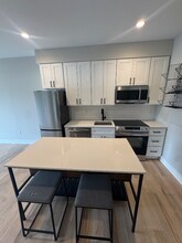 1016 17th Pl NE in Washington, DC - Building Photo - Building Photo