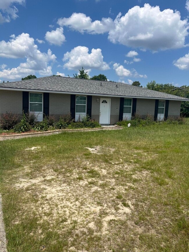 property at 2529 Kensington Dr N