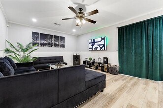 12814 Pandora Dr in Dallas, TX - Building Photo - Building Photo