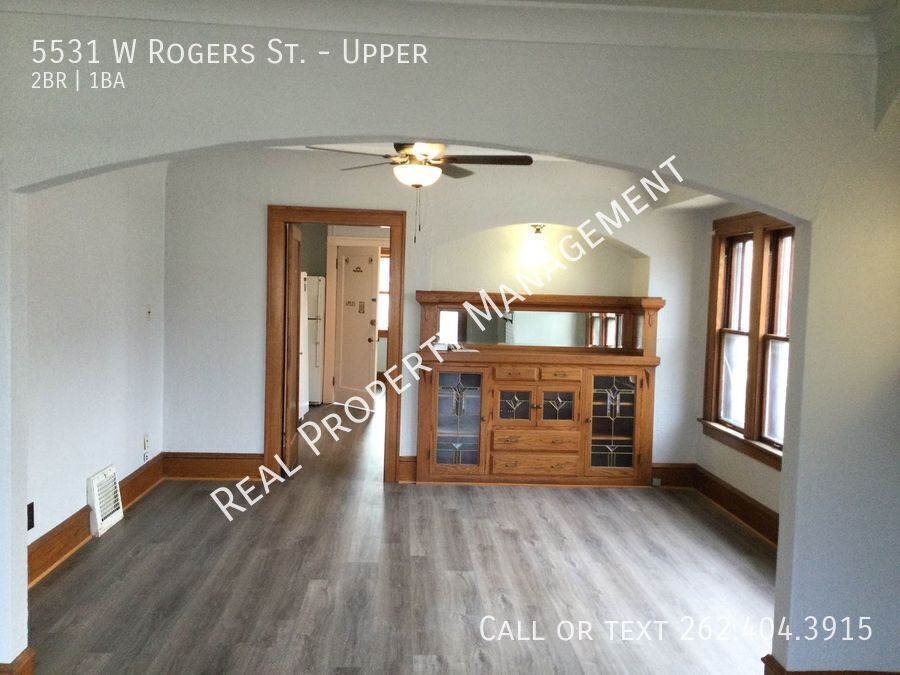 5531 W Rogers St in West Allis, WI - Building Photo