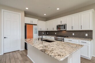 9813 E Miller Peak Trl in Tucson, AZ - Building Photo - Building Photo