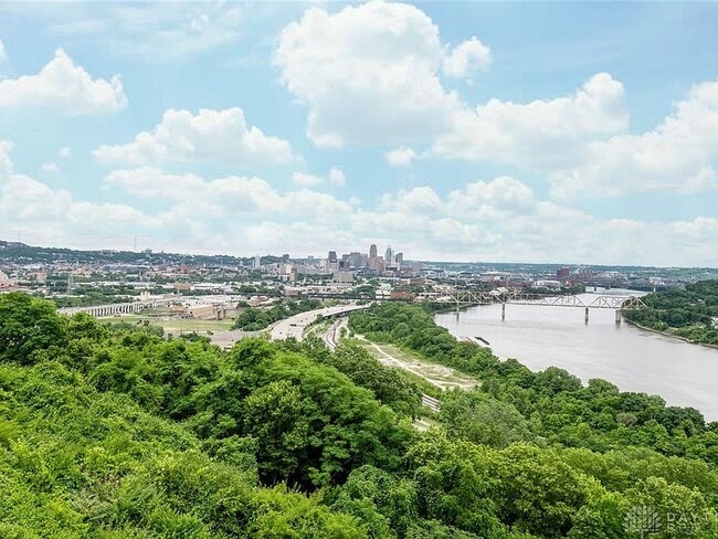 property at 558 Davenport Ave