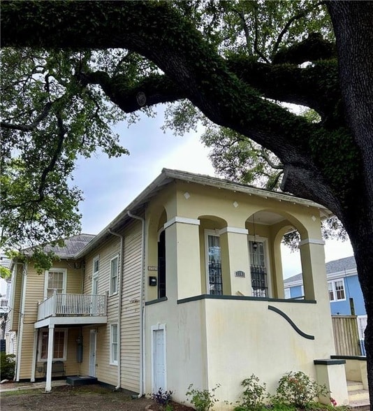 property at 3102 Canal St