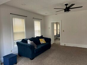 491 Central St-Unit -1 in Saugus, MA - Building Photo - Building Photo