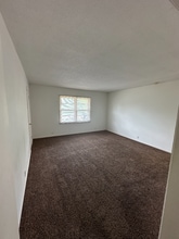 1002 Johnstown Ave, Unit A in Salina, KS - Building Photo - Building Photo