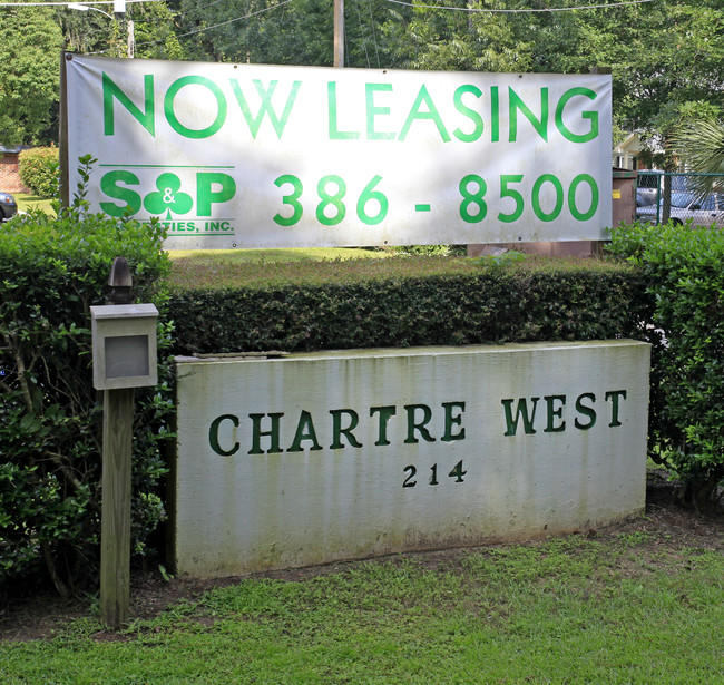 Oak Park in Tallahassee, FL - Foto de edificio - Building Photo