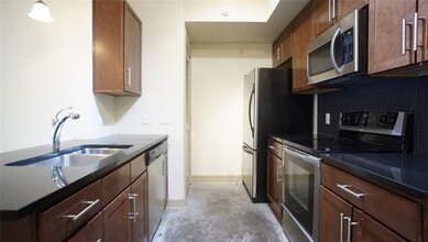 3016 Guadalupe St in Austin, TX - Building Photo - Building Photo
