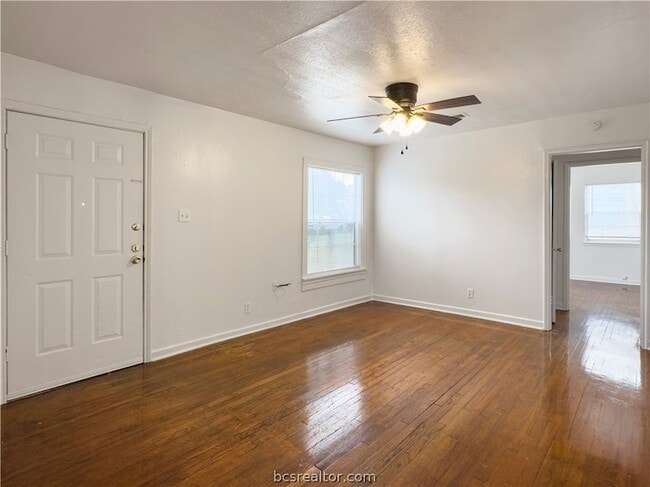 507 Dogwood St in College Station, TX - Building Photo - Building Photo