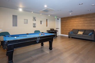 33 North Apartments in San Rafael, CA - Foto de edificio - Interior Photo