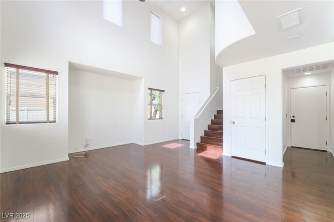 property at 7858 Windhamridge Dr