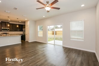 4626 Polaris St in Jacksonville, FL - Foto de edificio - Building Photo