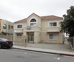 Schrader Apartments, LLC in Los Angeles, CA - Building Photo