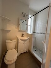 10 Aberdeen St, Unit 39 in Boston, MA - Foto de edificio - Building Photo