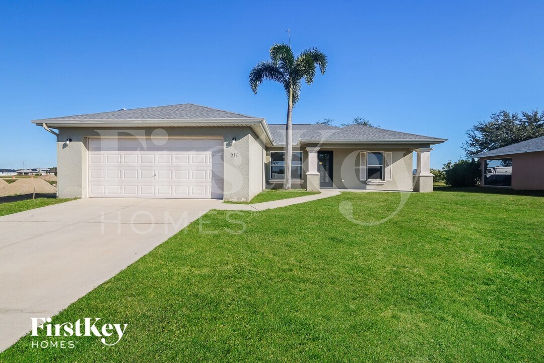 517 NE 15th Terrace in Cape Coral, FL - Building Photo