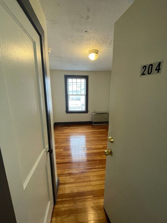 48 Alfred Rd in Biddeford, ME - Building Photo